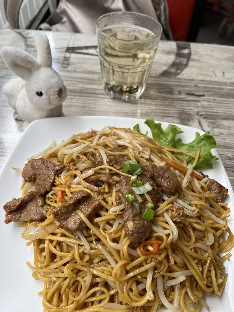 Nouilles Sautées Au Boeuf